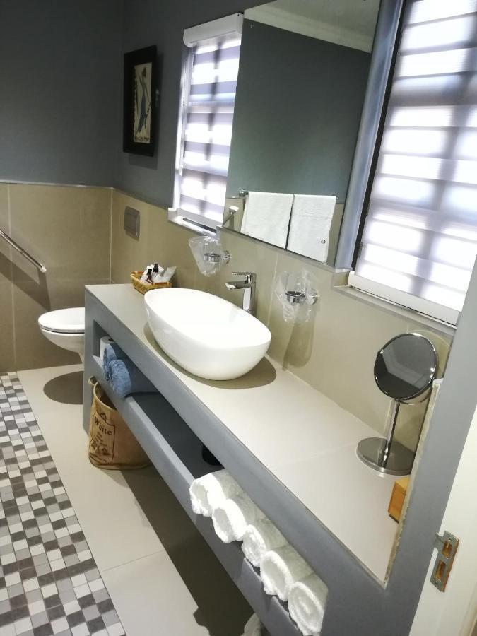 Bed and Breakfast Christofphs Bonnievale Esterno foto