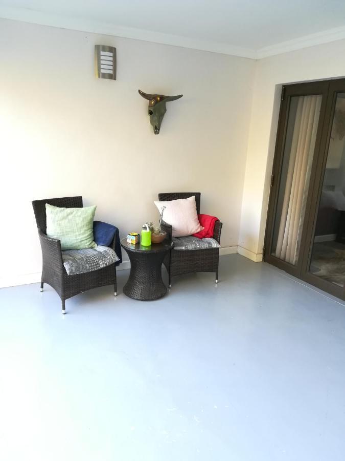 Bed and Breakfast Christofphs Bonnievale Esterno foto